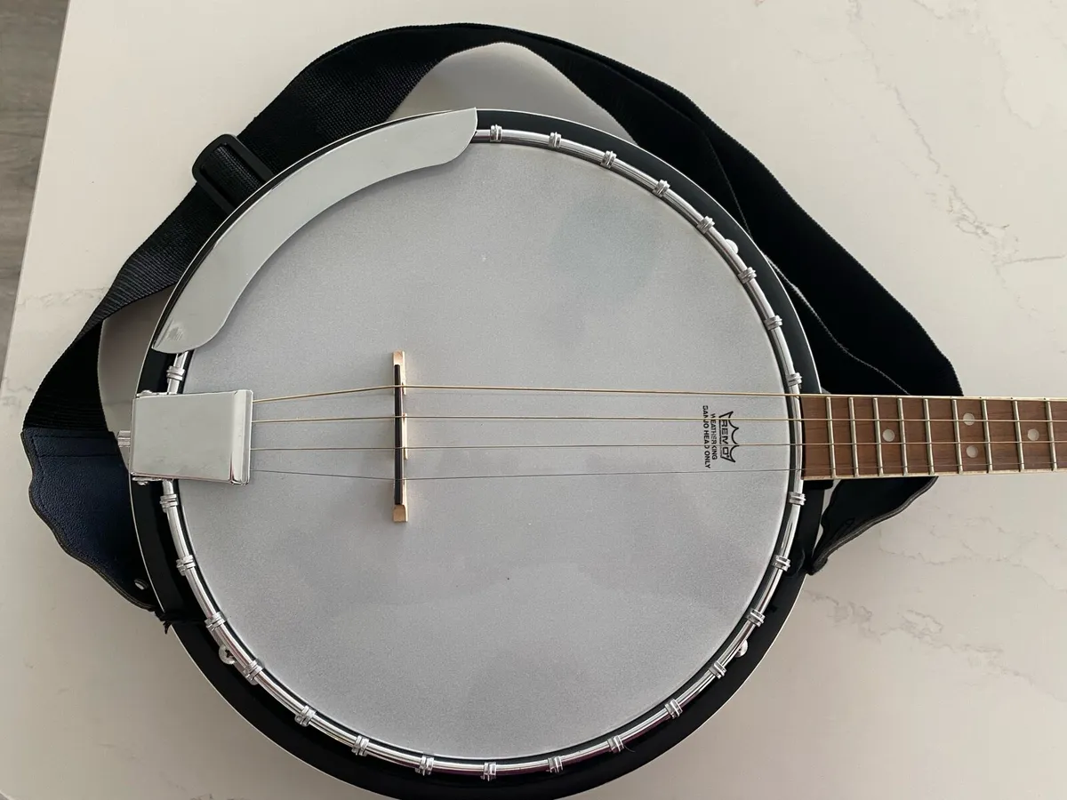 Clareen 17 fret Banjo - Image 4