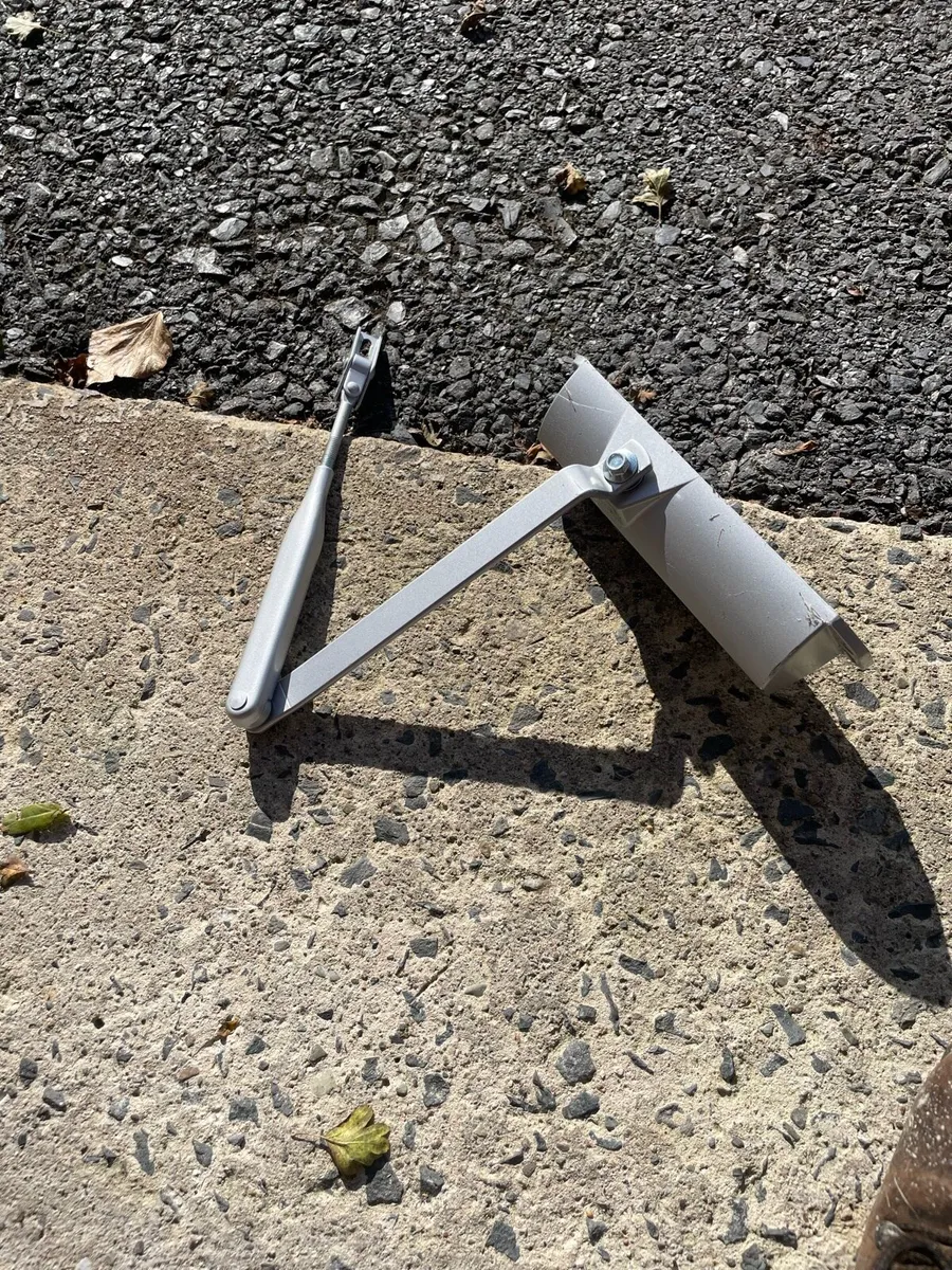 OVERHEAD DOOR CLOSER - Image 1