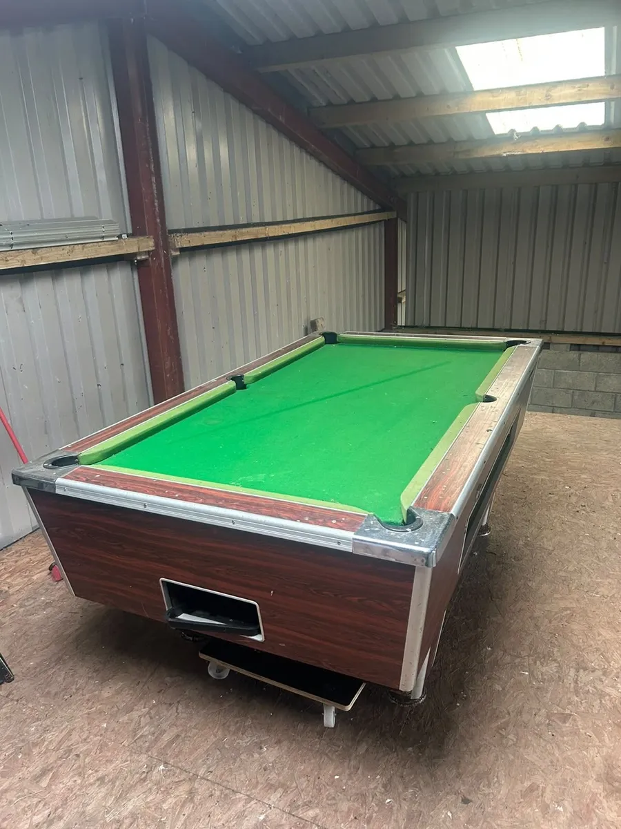 Pool Table - Image 4