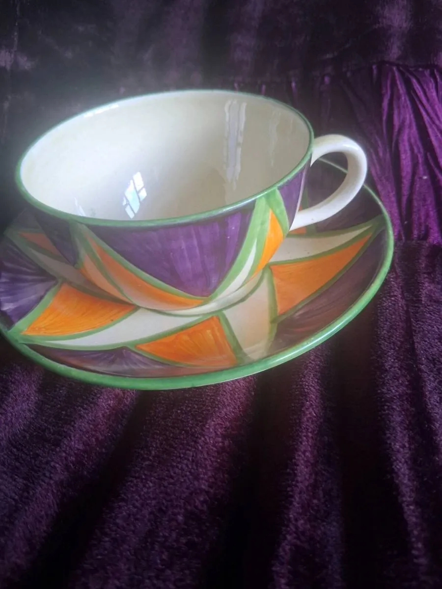 Clarice Cliff Bizarre Cup and saucer - Image 1