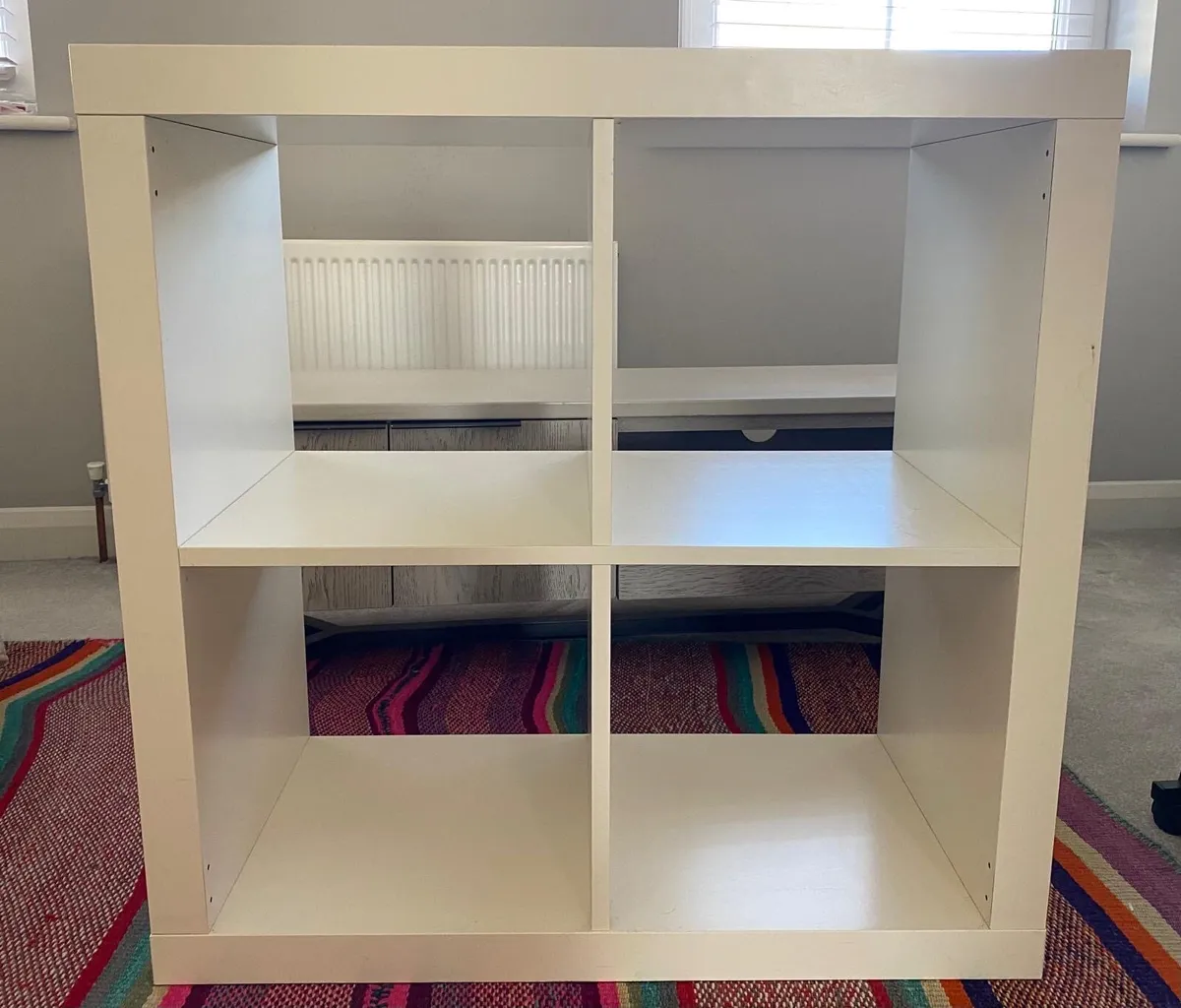 2x2 cube storage unit