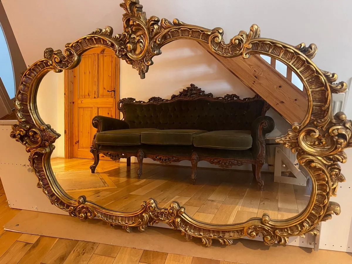 Elegant ornate gold toned oval wall mirror - Image 1