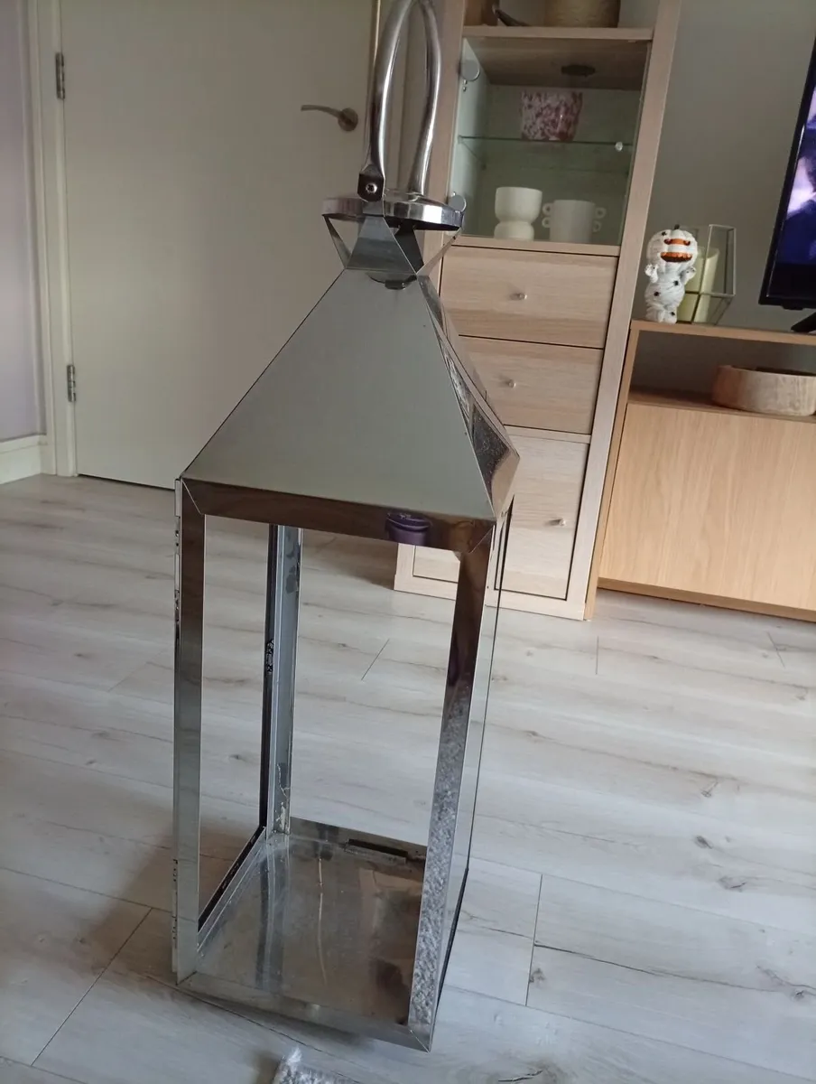 Lantern - Image 3