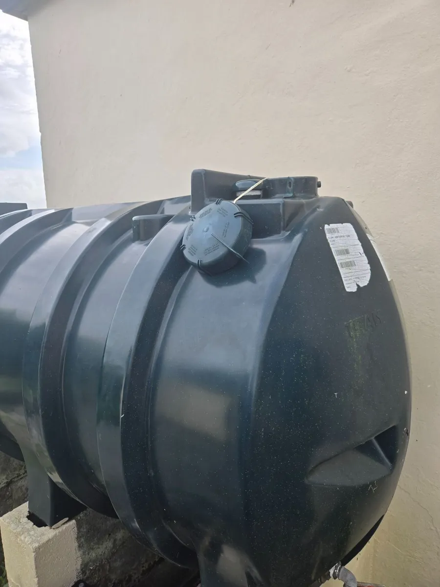 2 Kingspan Titan Oil Tanks – 900L & 1100L - Image 1