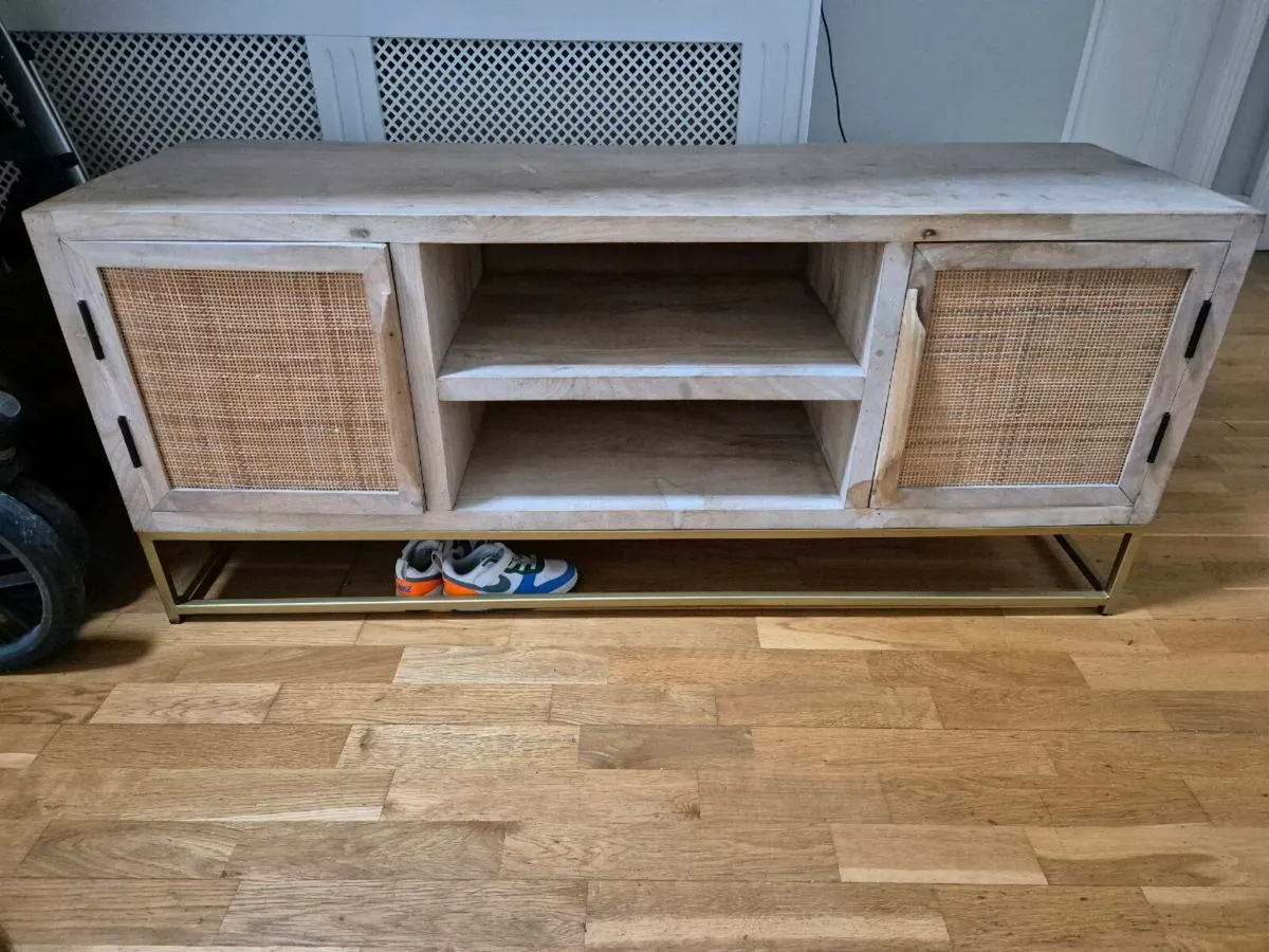TV unit