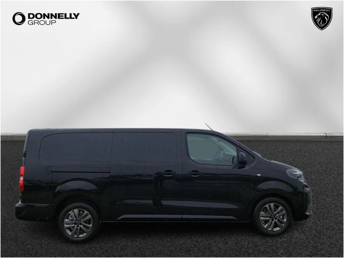 Peugeot Expert 2.2 BlueHDi 150 Asphalt Van - Image 3
