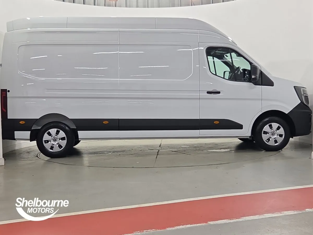 Renault Master LH35 Blue dCi 150 Advance High Roof - Image 3