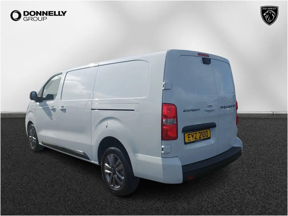 Peugeot Expert 2.2 BlueHDi 150 Asphalt Van - Image 2
