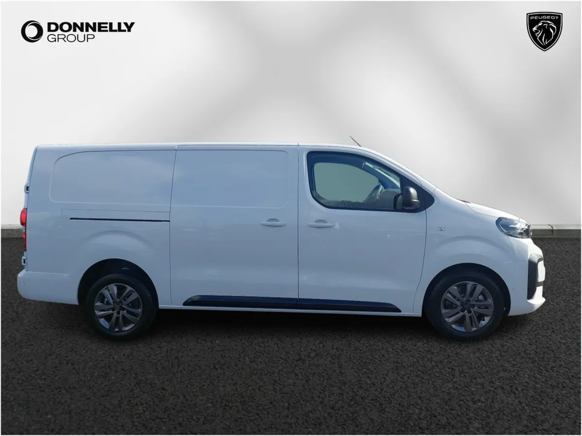 Peugeot Expert 2.2 BlueHDi 150 Asphalt Van - Image 3