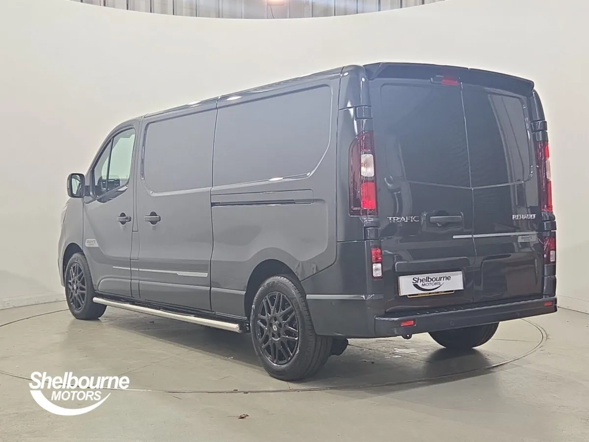 Renault Trafic LL30 Blue dCi 150 Graphite Edition - Image 2