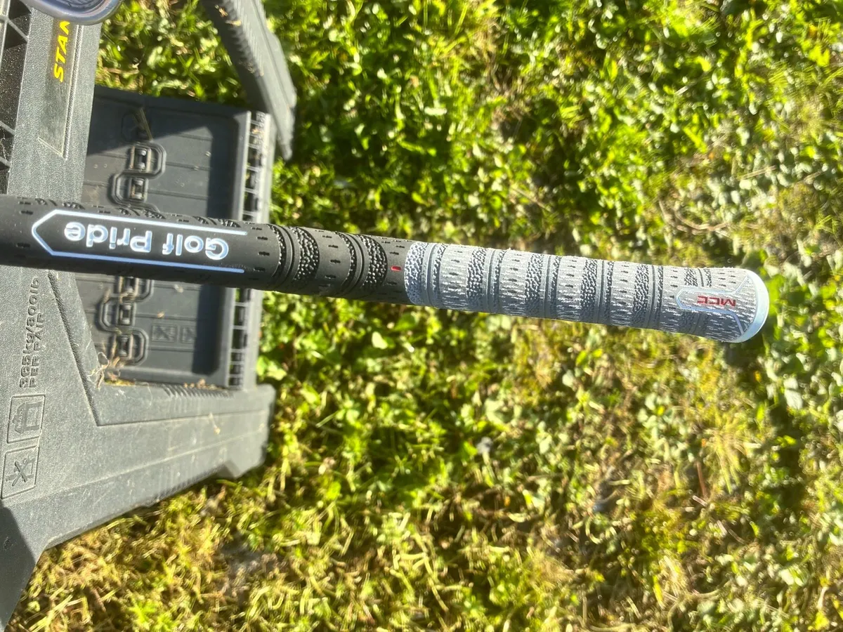 Taylor Made p7CB/p770 combo left hand iron - Image 4