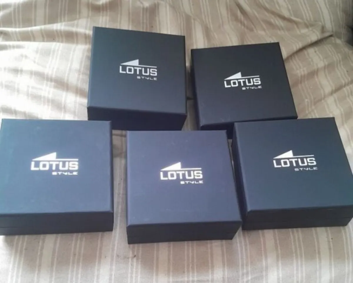LOTUS ...LADYS JEWELLERY..NEW.... - Image 1