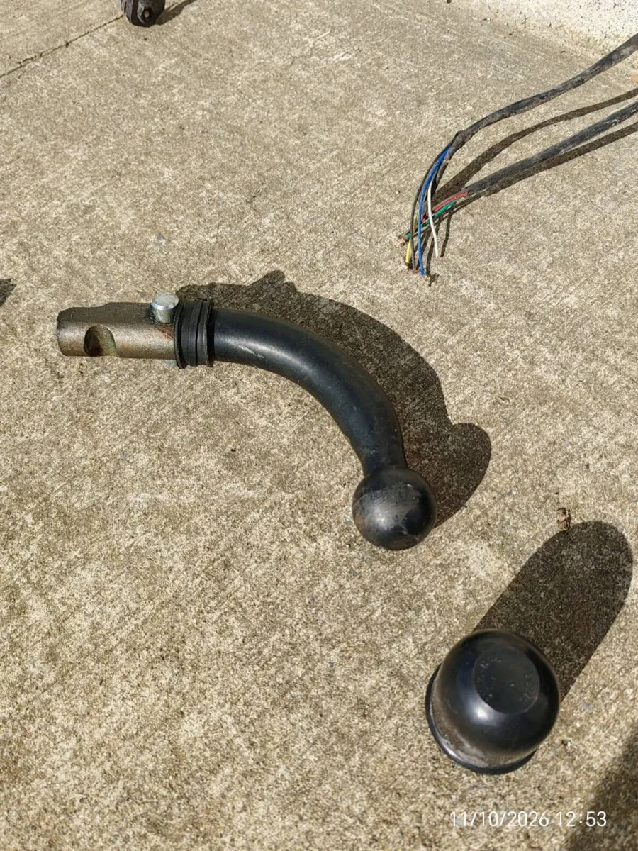 Tow bar with detachable hitch for Mazda 6 - Image 3