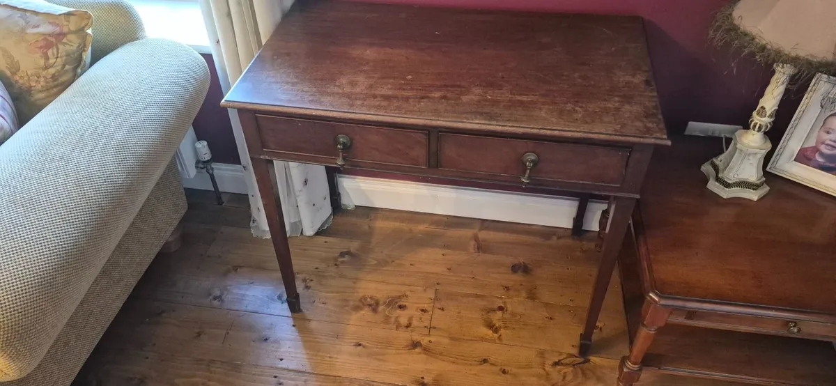 Console Table - Image 1