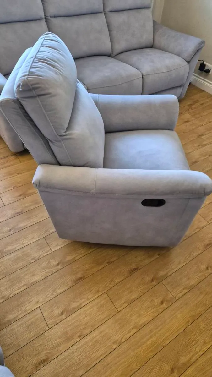 Brand new Cindy Rocking and Reclining chair - Image 3