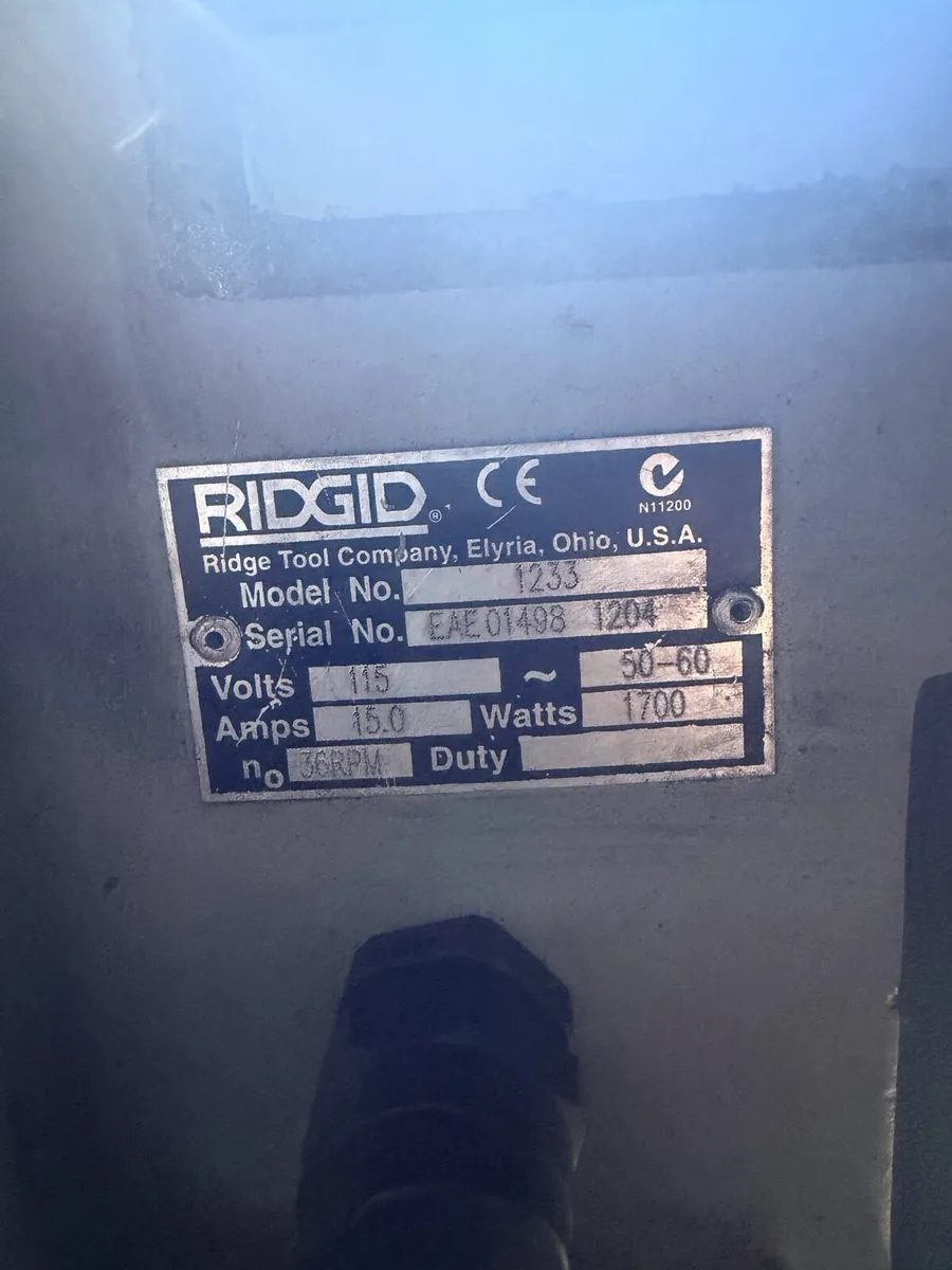 Rigid pipe threaded 110v with trolly - Image 3