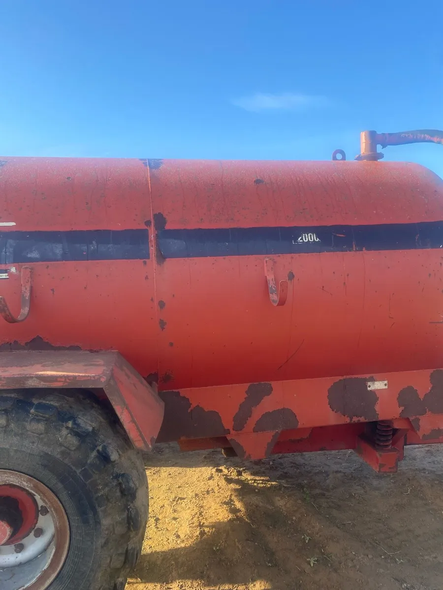 Slurry tanks - Image 2