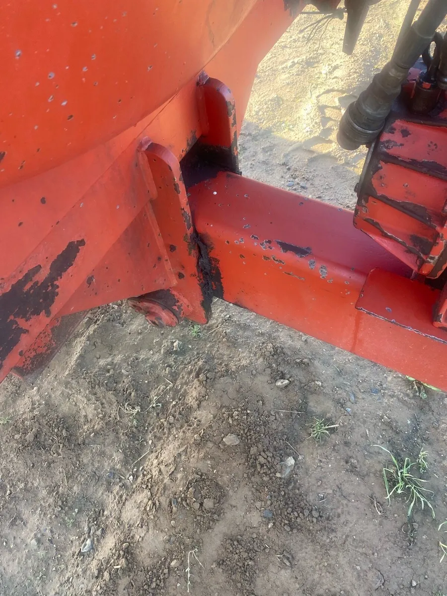 Slurry tanks - Image 3