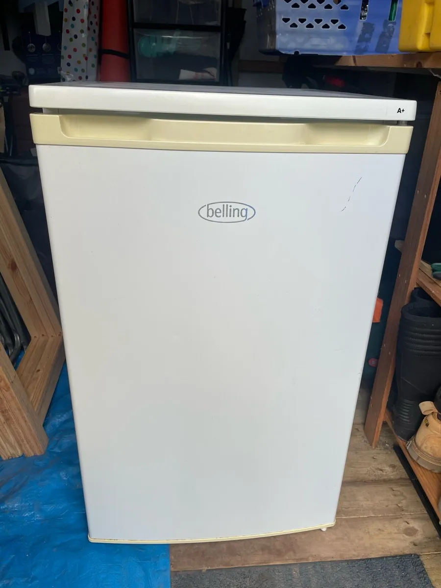 Under counter fridge freezer - Image 1