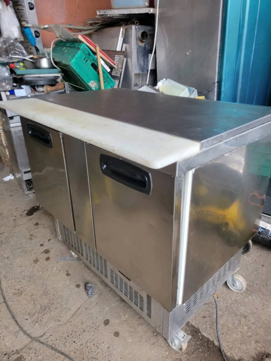 Fridge Saladette Commercial Fridge - Image 1