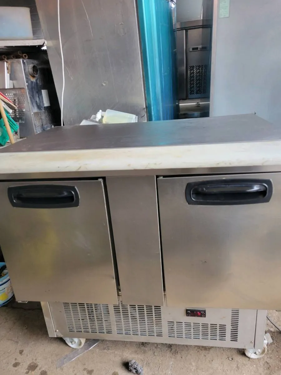 Fridge Saladette Commercial Fridge - Image 2