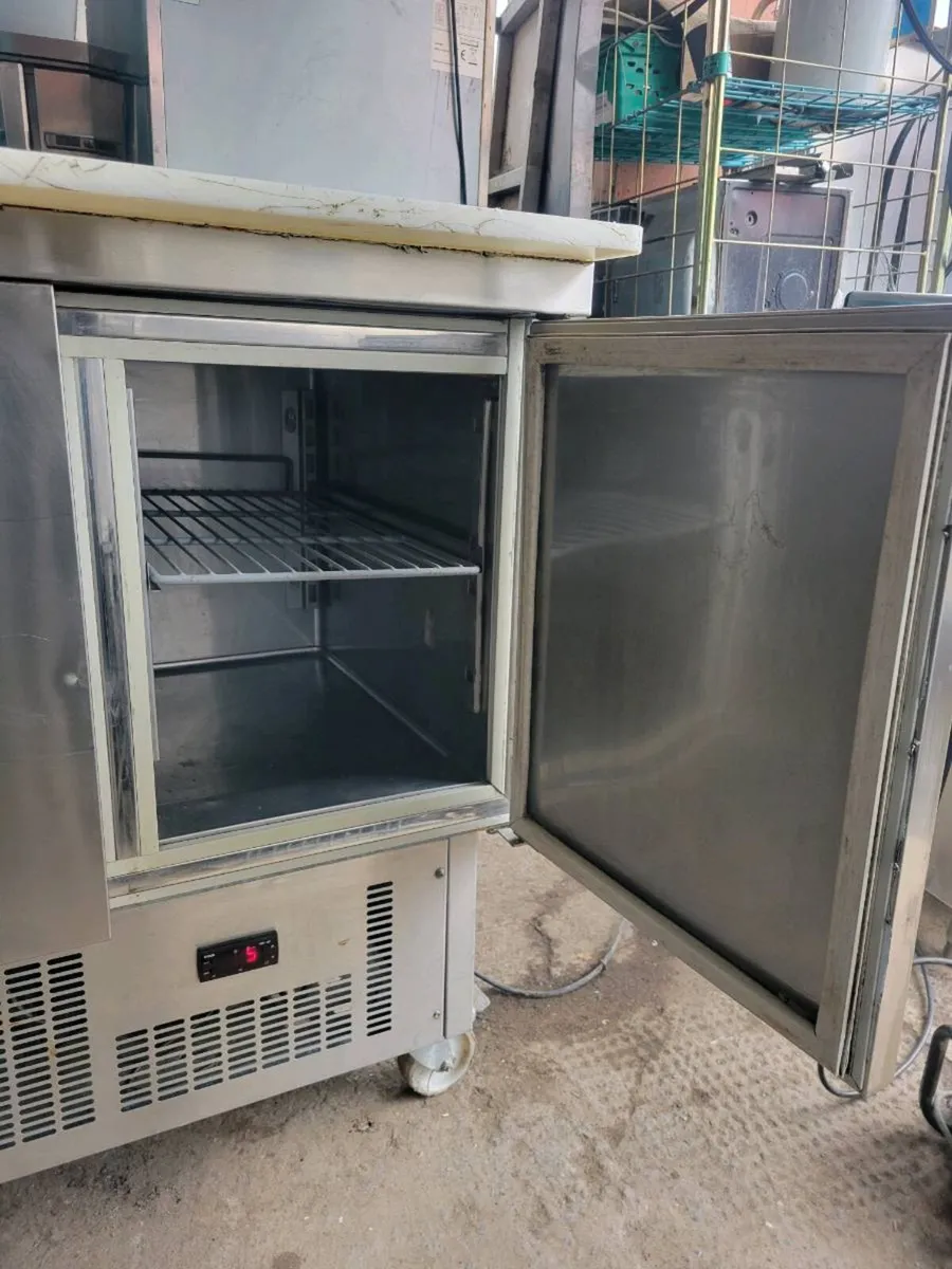Fridge Saladette Commercial Fridge - Image 3