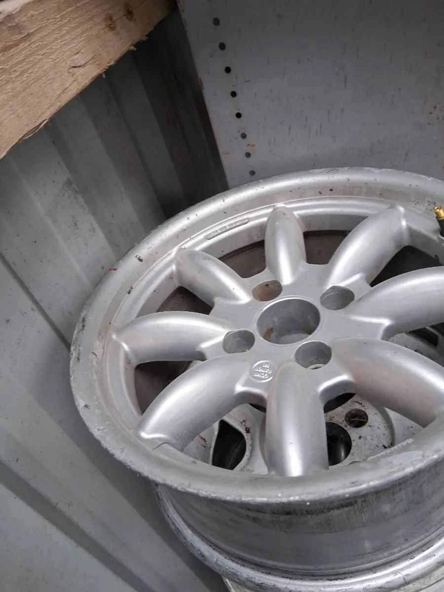 Wheels and tyres - Image 4
