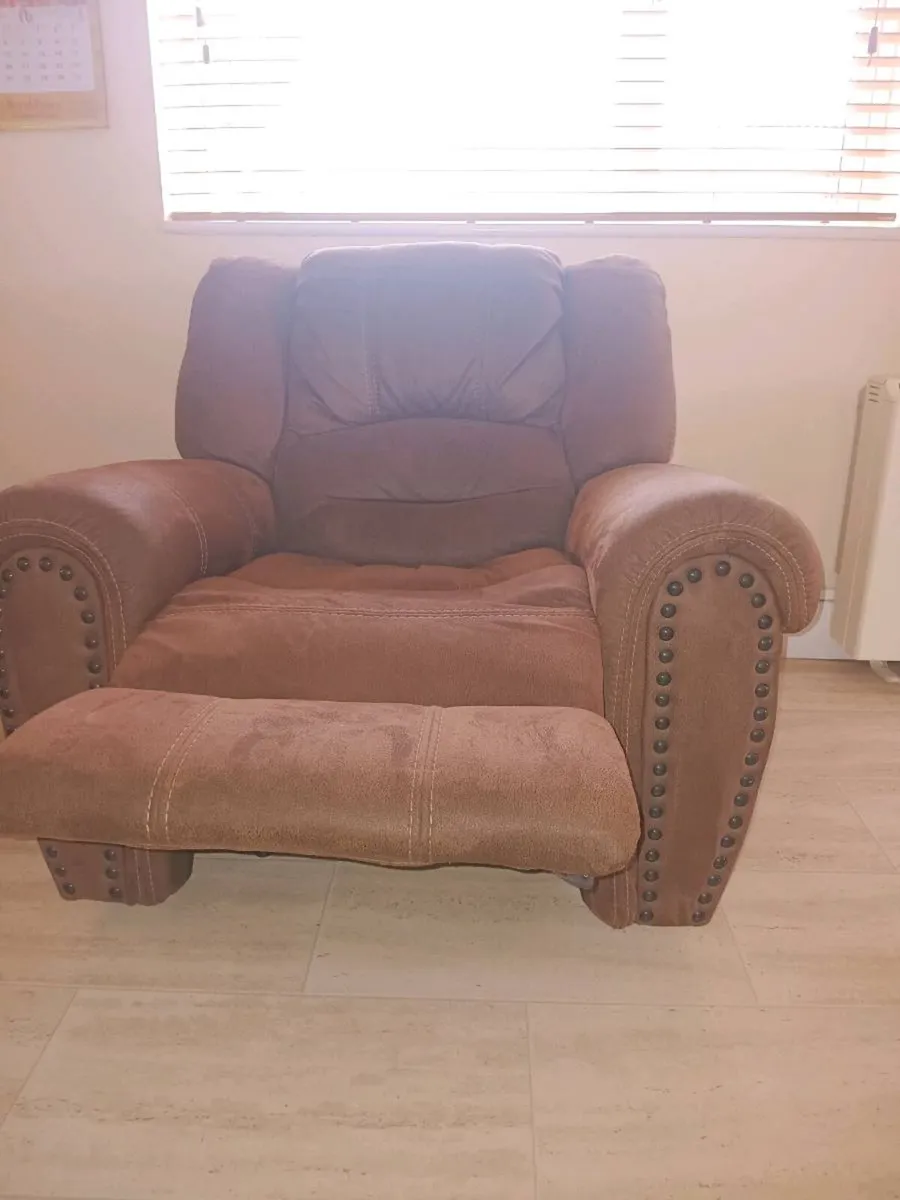 Reclining Armchair - New never used - Image 2