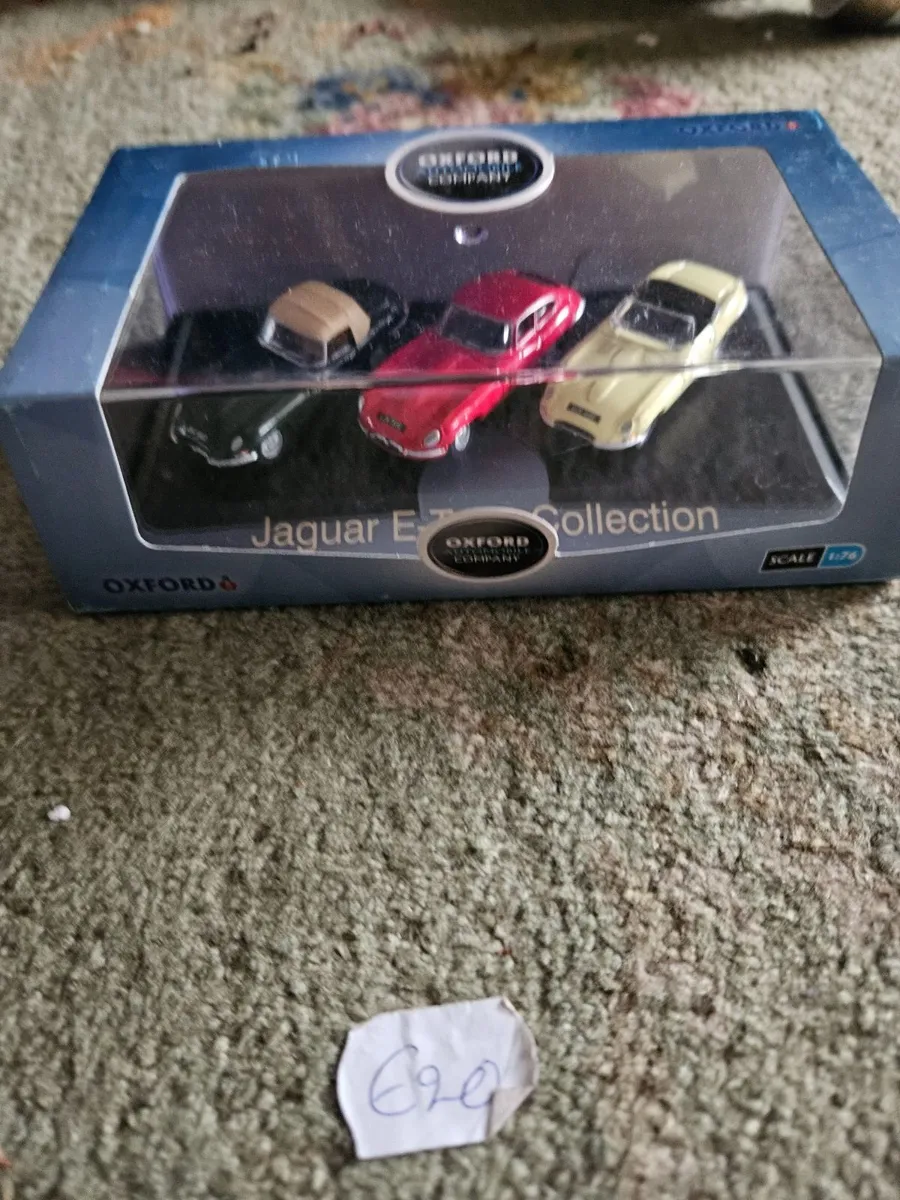 Corgi Oxford Die-cast Jaguar Car Set - Image 1