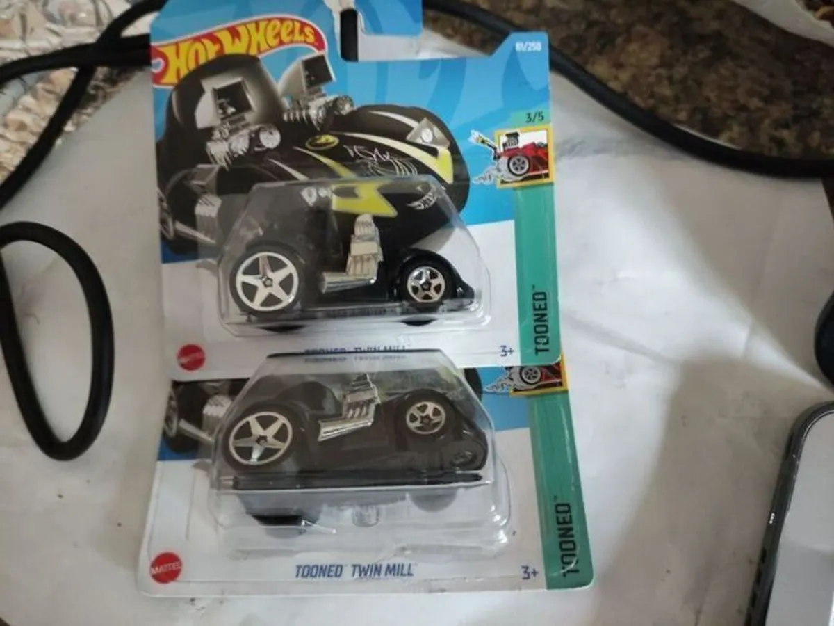 Hot Wheels Treasure Hunt