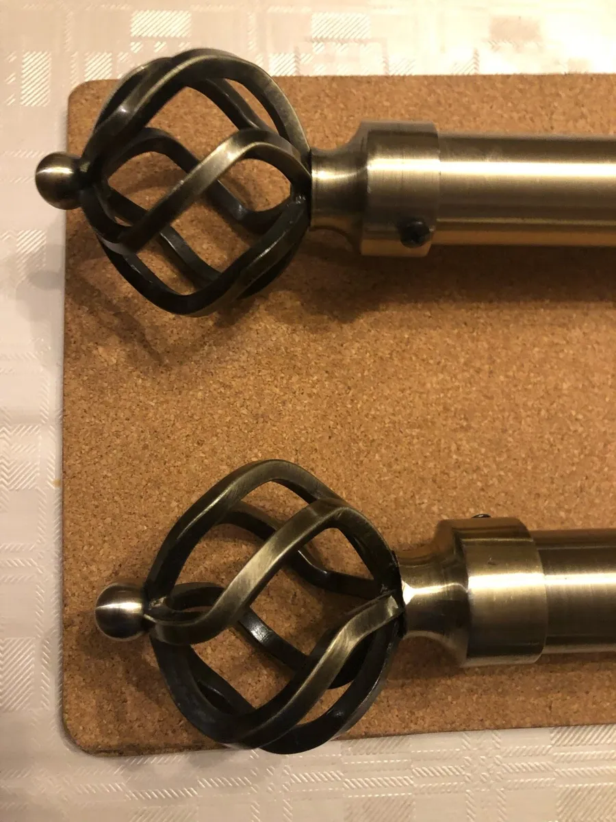 Curtain pole. - Image 3