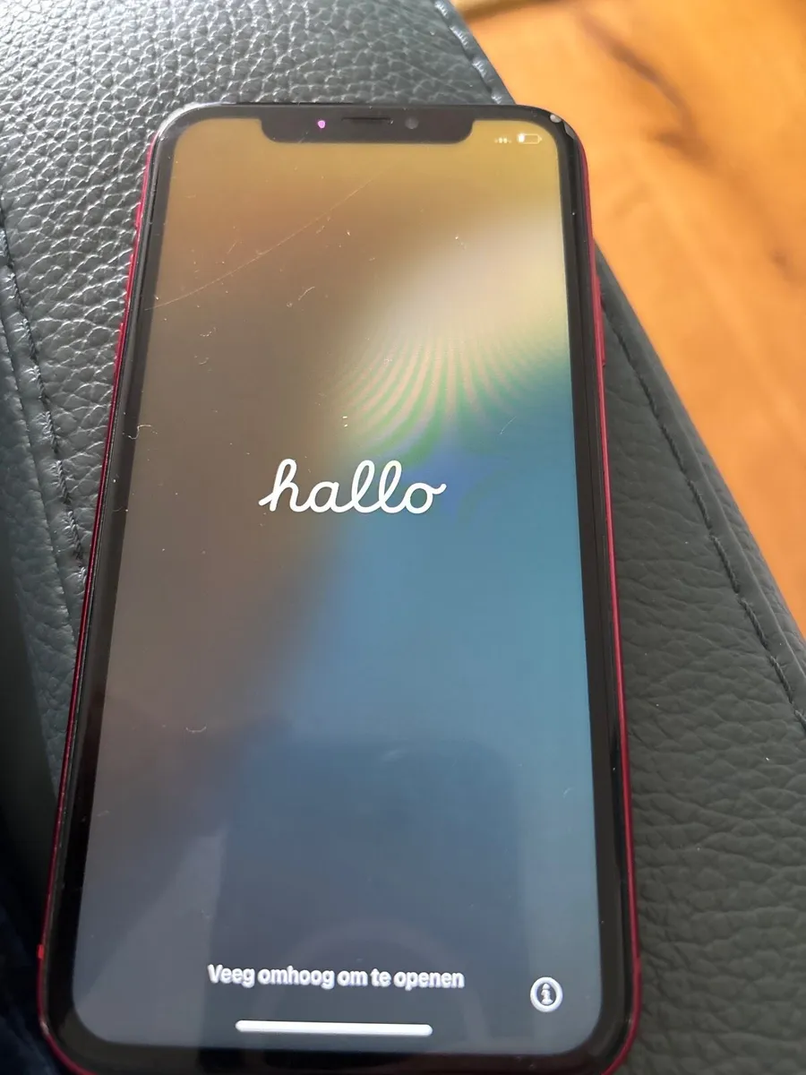 iPhone XR - Image 3