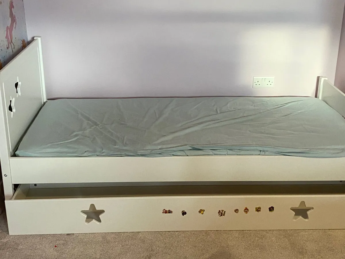 Childs bed - Image 3