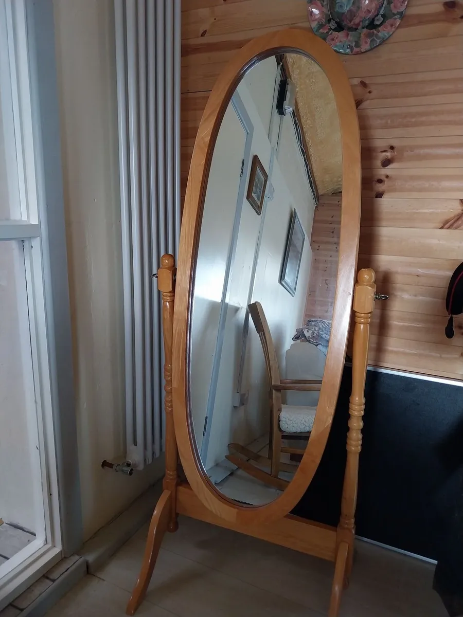 Furniture - Image 3