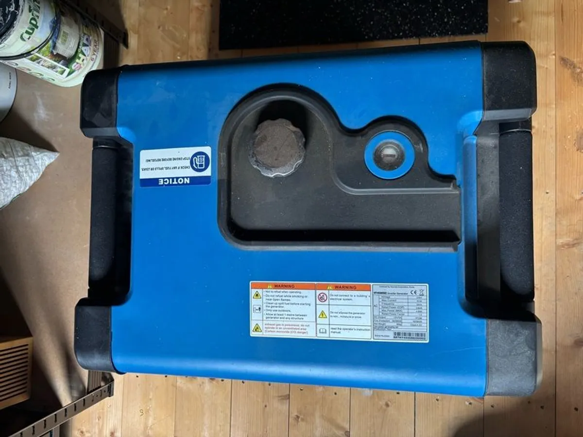 Hyundai 4.0kW Petrol Inverter Generator - Image 2