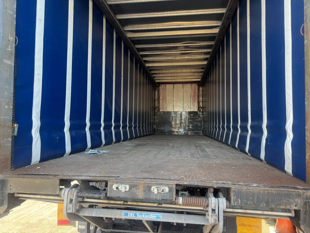 Montracon 30 foot urban Curtainsider 4.3 high - Image 4
