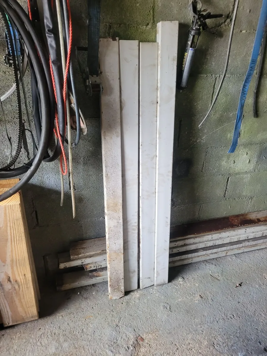 Steel box - Image 1