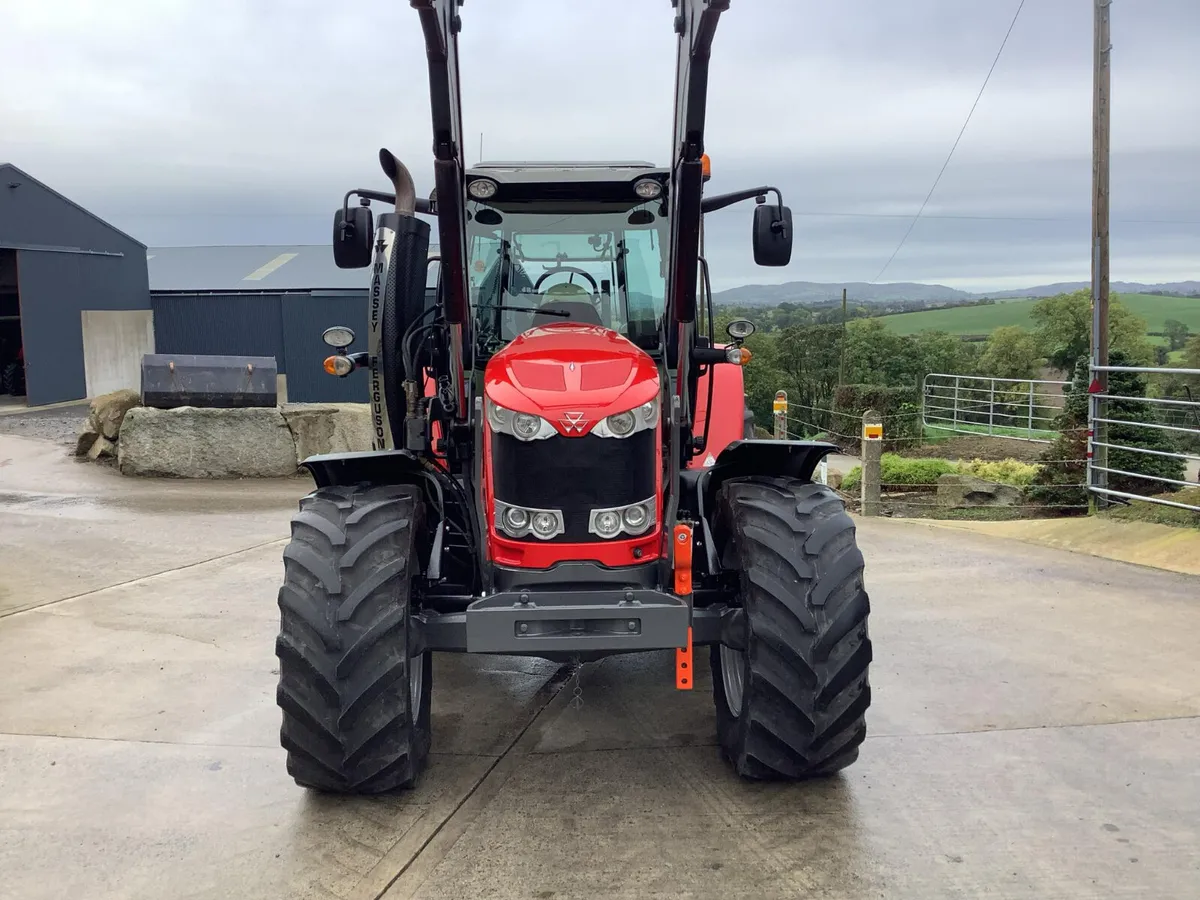 2014 MF 7614 - Image 3