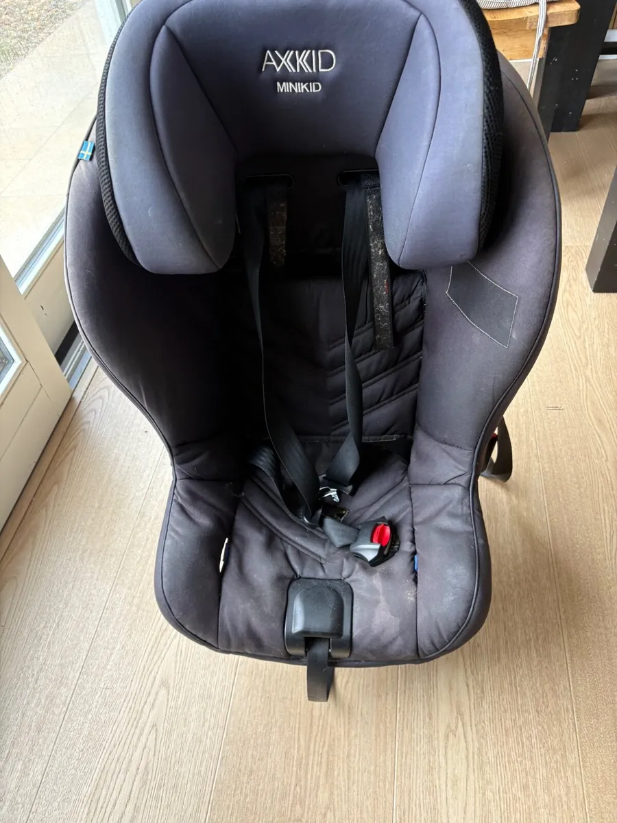 Baby car seat - Image 2