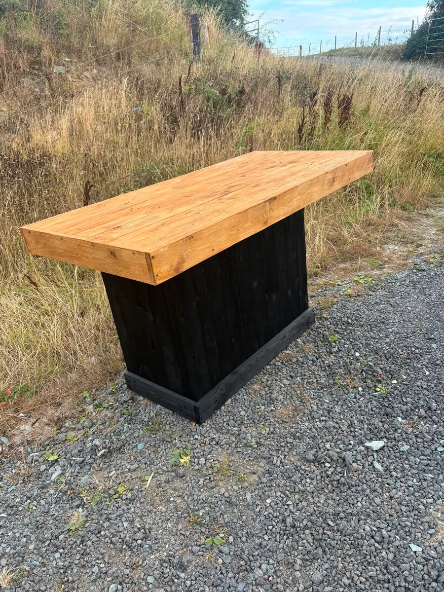 Rustic kitchen island - Image 2