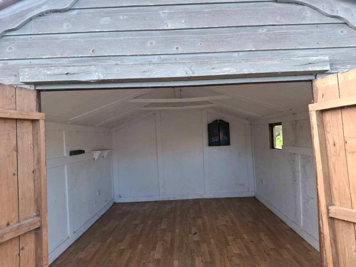 Large timber garden shed - Image 4