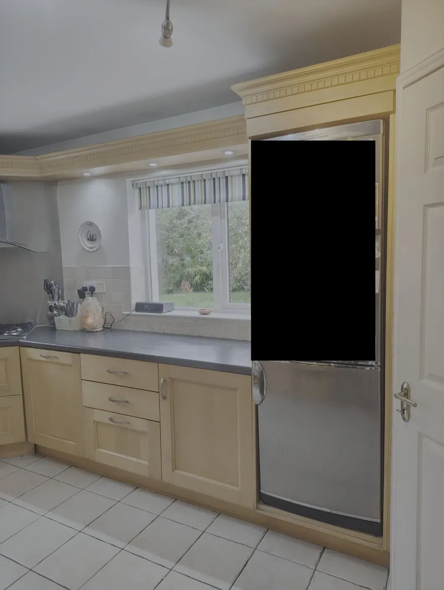 Solid Wood Kitchen - Image 3