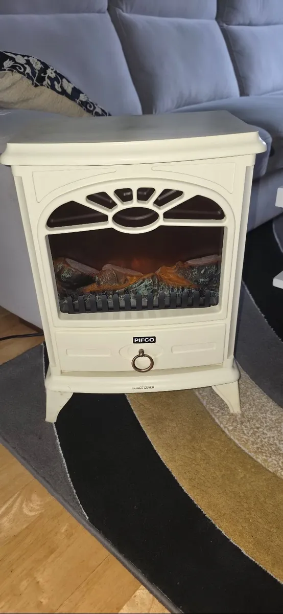 Electric fireplace - Image 3