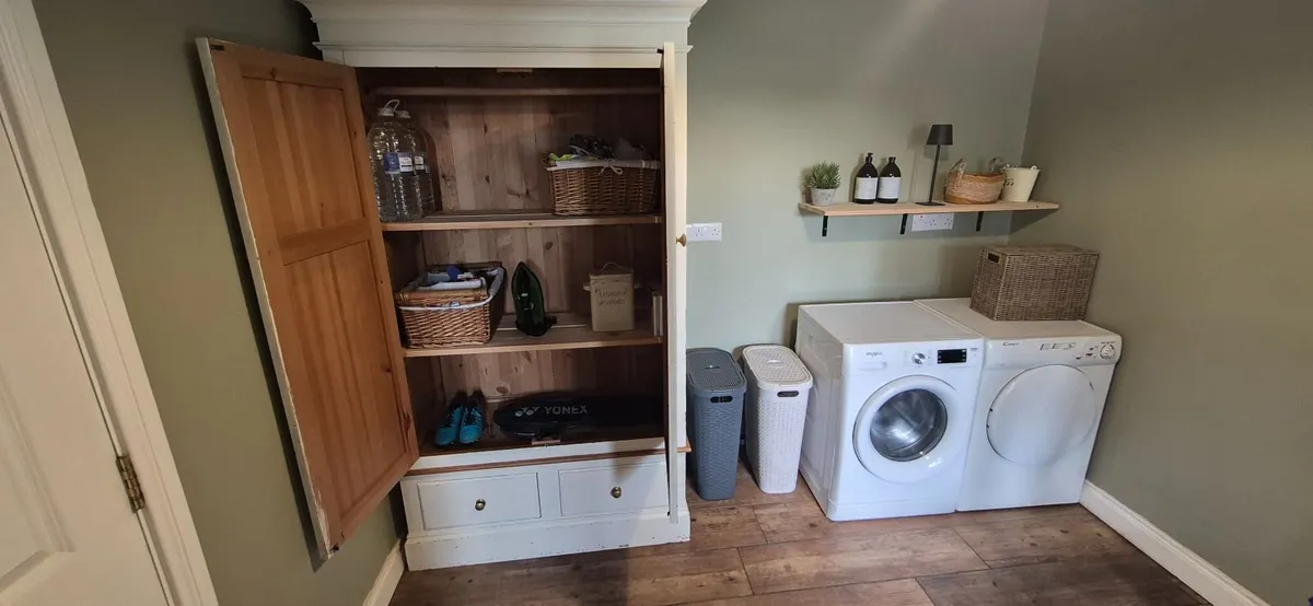 Wardrobe - Image 2