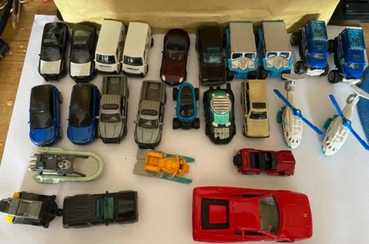 JOB LOT OF DIECAST MODELS ...