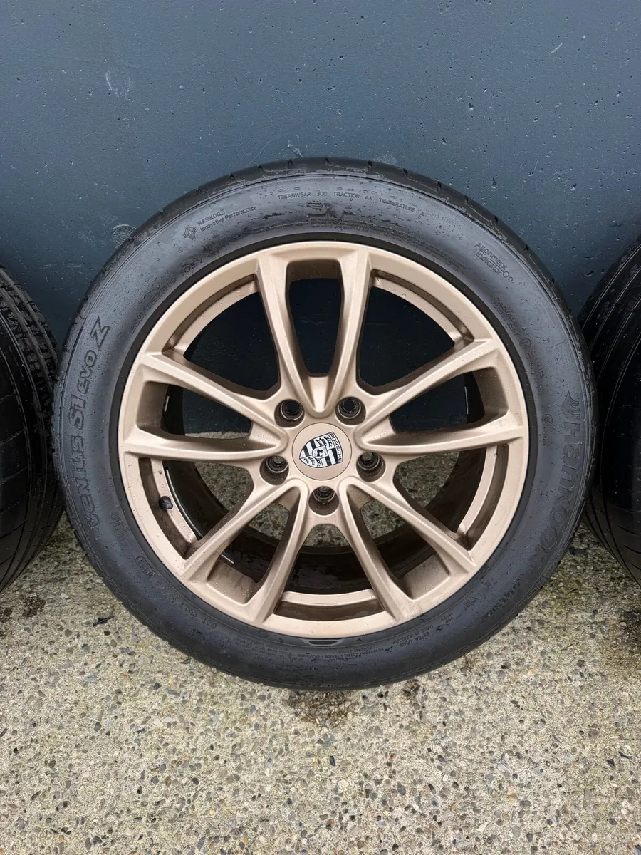 Genuine Porsche Panamera Sport alloys 19" - Image 3