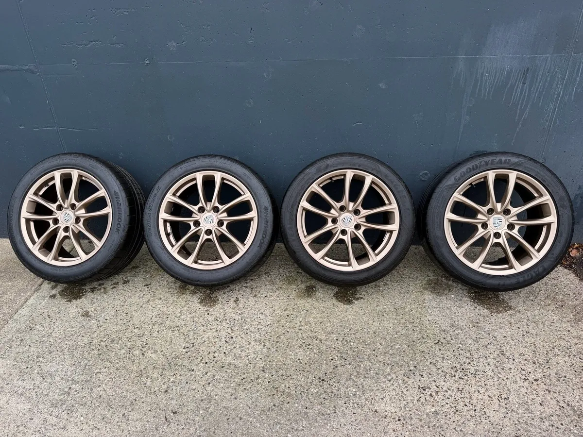 Genuine Porsche Panamera Sport alloys 19" - Image 1