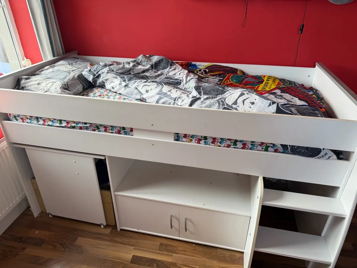Kids bed - Image 2