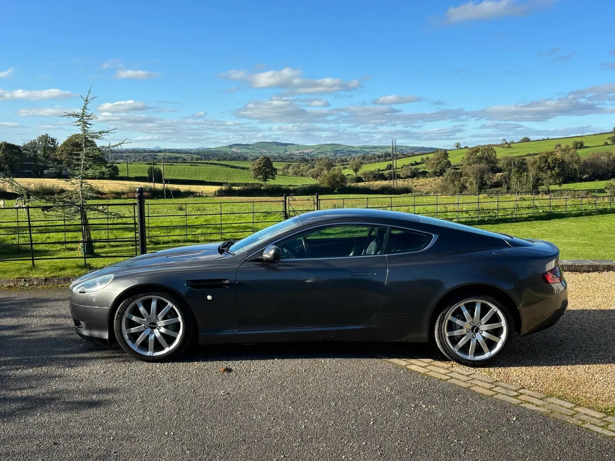 2004 Aston Martin DB9 Coupe - Image 4