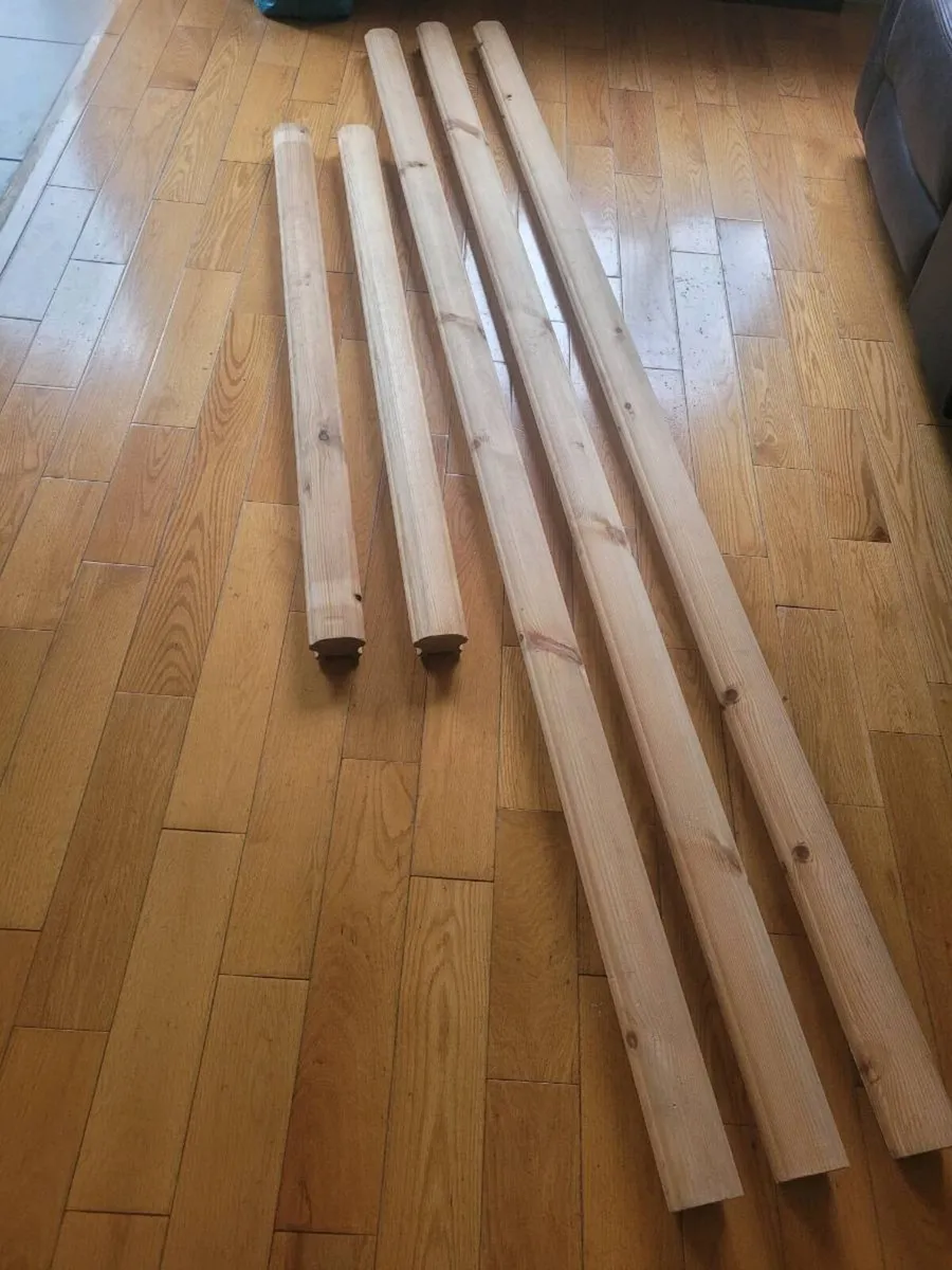Pine hand rails x 5 - new - Image 4